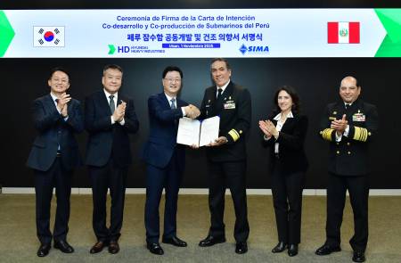 HD현대중공업, 페루 국영 조선소와 ‘차세대 잠수함 공동개발 LOI’ 체결