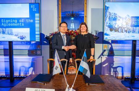 한화에어로스페이스, 에스토니아와 4400억 ‘천무’ 수출 계약...현지화 전략